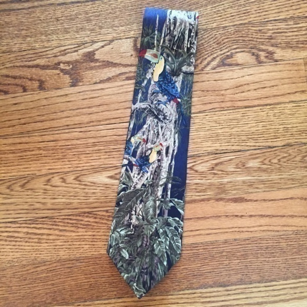 Vintage 1998  Endangered Species Toucans 100% Silk Men’s Tie